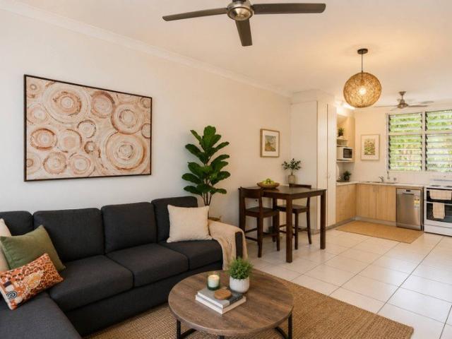 Live by the Sea Stylish Ground Floor Living with a Private Tropical Courtyard