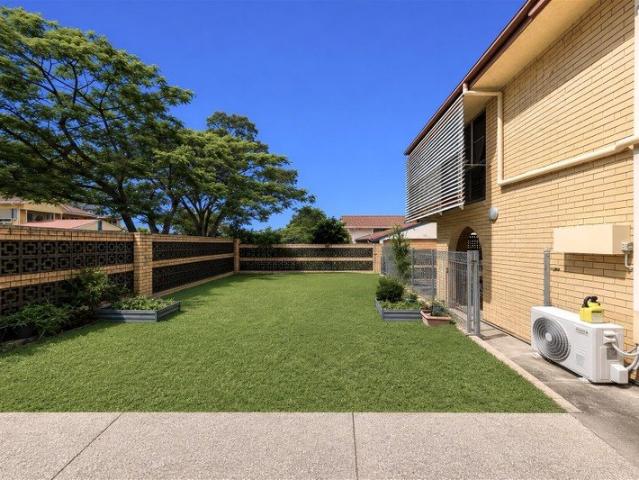 Live in One of Brisbane's Best Kept Secrets! Huge potential!