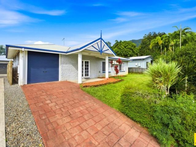 LIVE IN OR INVEST A VERSATILE REDLYNCH OPPORTUNITY