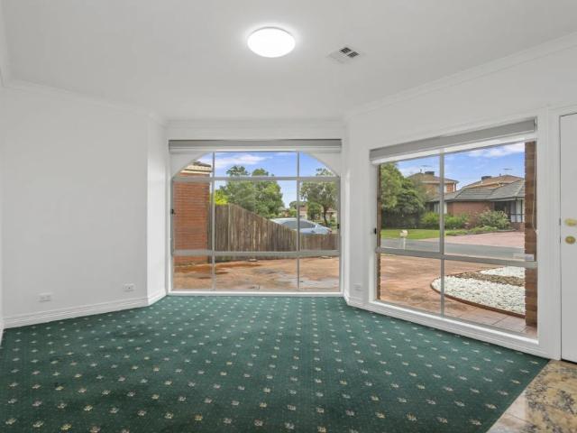 Live in Complete Comfort and Community