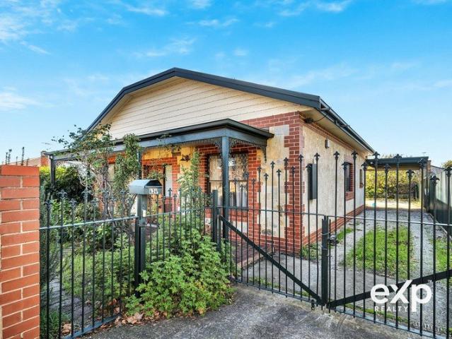 Live In. Invest. Develop. Three Possibilities. One Remarkable Opportunity