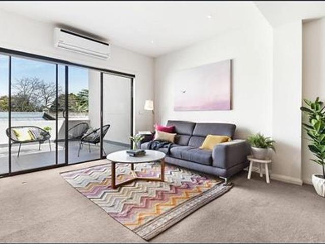 Live in Low Maintenance Modern Convenience