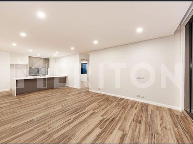LIVE IN THE HEART OF ROSEBERY! MODERN APARTMENTS IN PRIME LOCATION