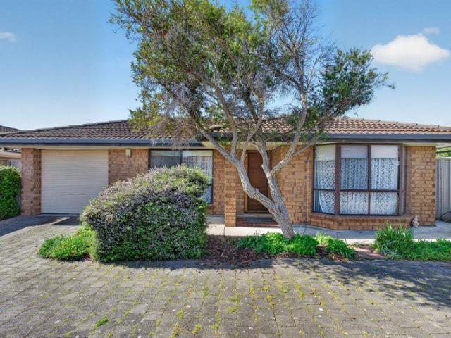 LIVE, INVEST OR HOLIDAY BY THE ENCOUNTER BAY FORESHORE