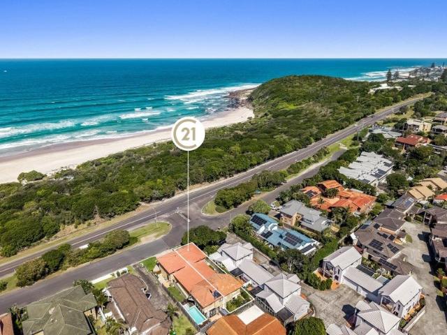 Live the beachfront dream!