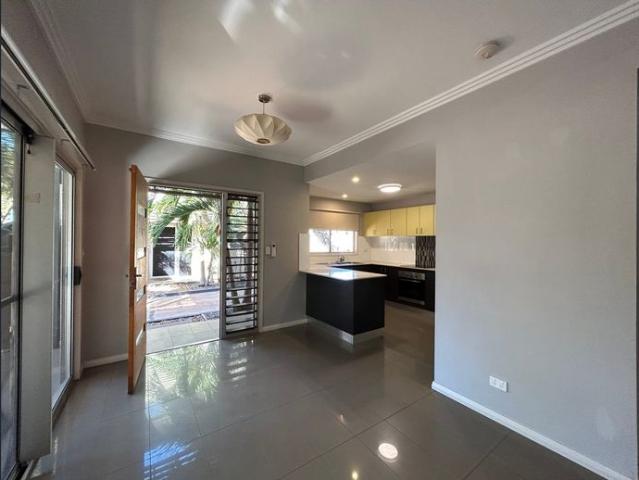 Live the Broome Life! 2 x 2 Townhouse with swimming pool