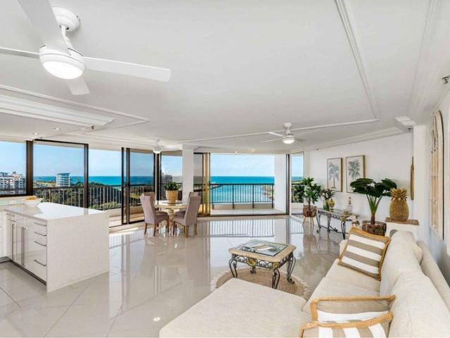 LIVE THE COASTAL LIFE ON THE 16TH FLOOR OF SEASCAPE