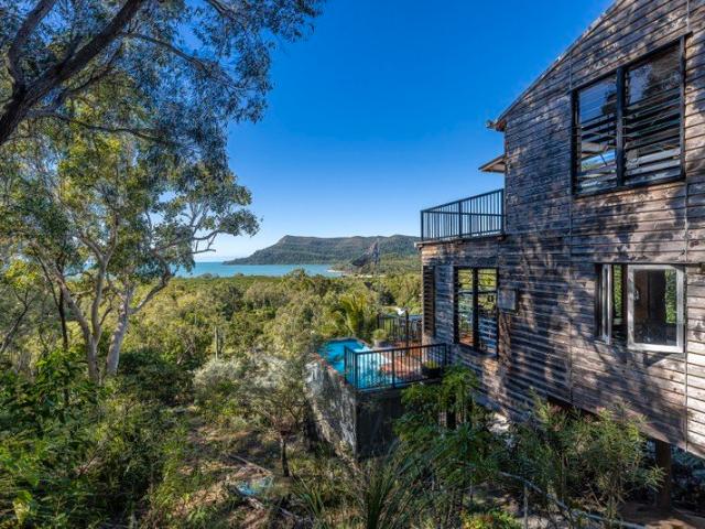 Live The Dream Every Day in Ball Bay