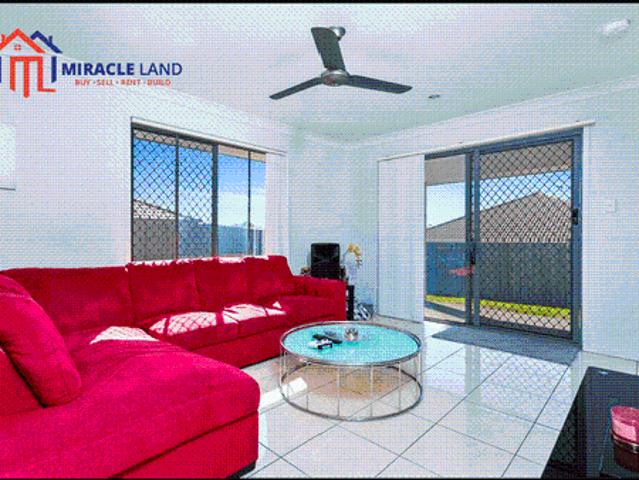 Live the Gold Coast Lifestyle Spacious Family Home Just 20 Minutes from the Beach!