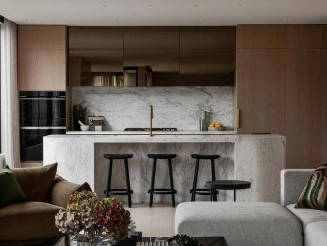 Live the Life You Deserve Beautiful Apartment, Perfect Location!