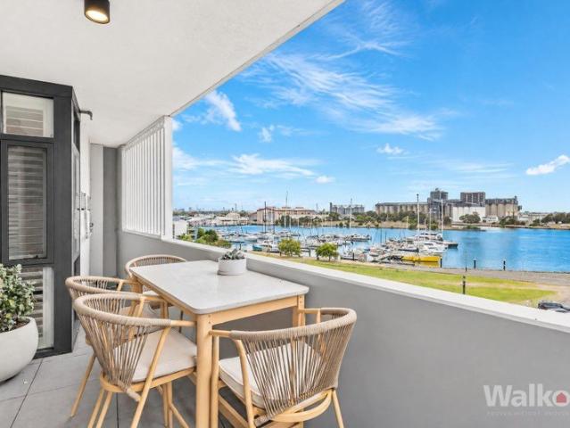 Live the Lucky Life on the North eastern Corner of Stella
