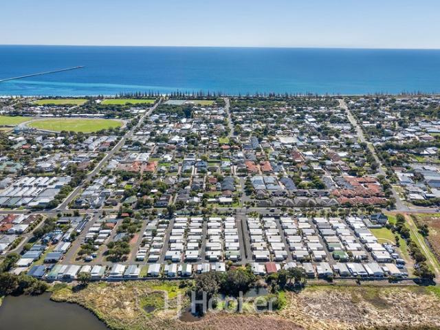 Live the Seaside Dream Own a Thriving Busselton Holiday Business