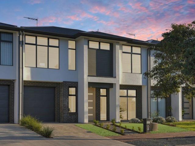 Live The South Brighton Lifestyle