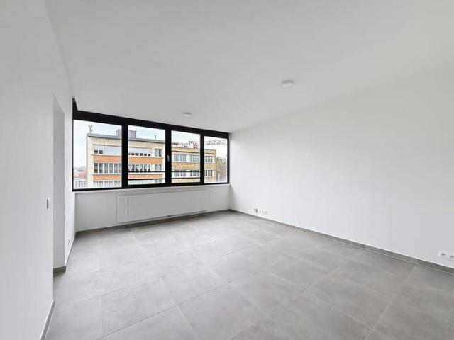 Live with the owner studio apartment