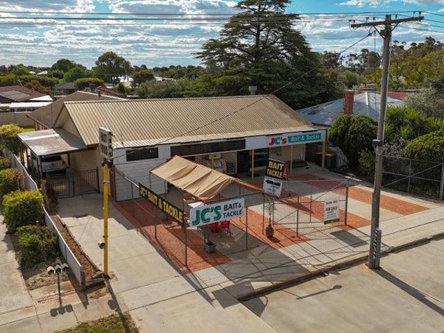 Rare Mixed Use Opportunity | Shopfront + Home on Campbell Street