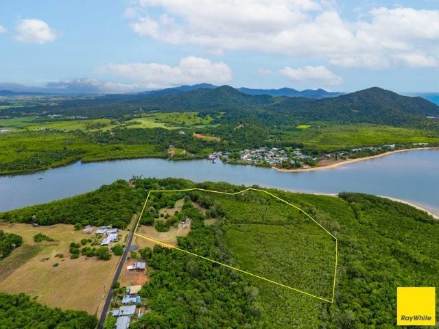 Live Your Dream Coastal Lifestyle 364 Coquette Point Road, Coquette Point QLD 4860