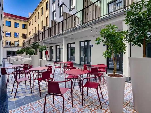 Livensa Living Studios Valencia Viveros, Valencia Student Accommodation | Amber