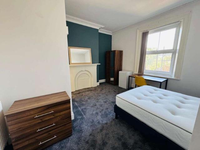 Liverpool, 8Hl, UK L15, 1 bed flat to rent, £675 pcm | PrimeLocation