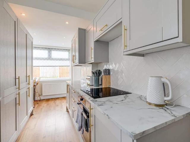 Liverpool, L17 0AF, United Kingdom | 3 bed house for rent #128019669 | Rentberry