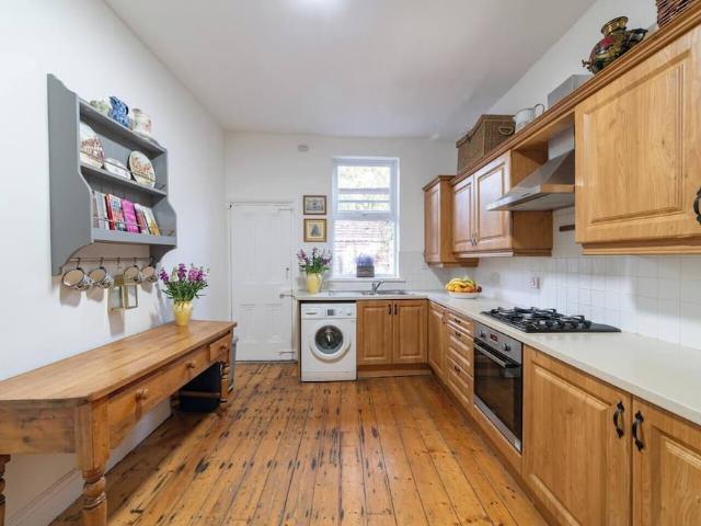Liverpool, L17 4LA, United Kingdom | 4 bed house for rent #117328237 | Rentberry