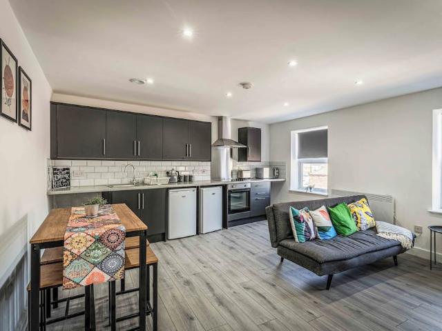 Liverpool, L13 3DB, United Kingdom | 2 bed apartment for rent #106132918 | Rentberry
