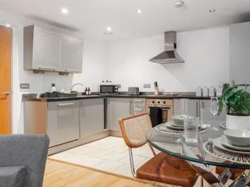 Liverpool, L1 2SU, United Kingdom | 2 bed apartment for rent #149470288 | Rentberry