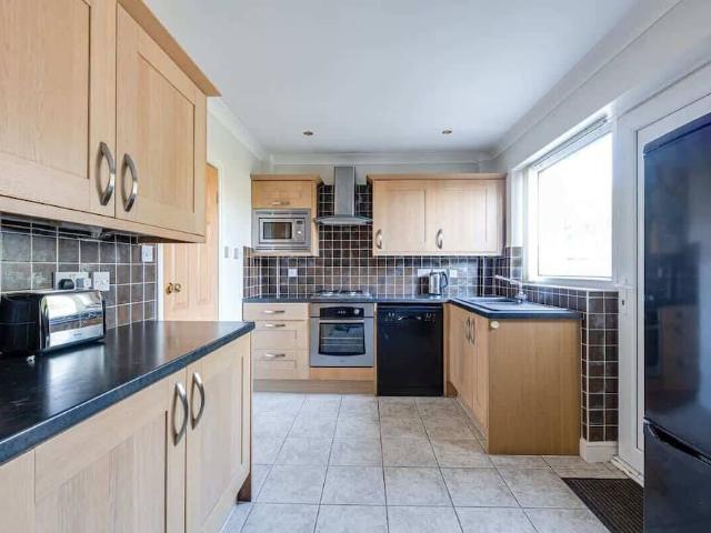 Liverpool, L24 2UL, United Kingdom | 3 bed house for rent #128021213 | Rentberry