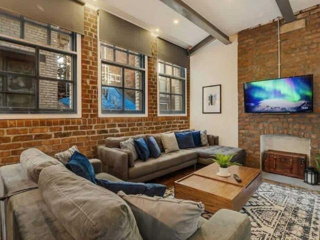 Liverpool L2, 2 bed flat to rent, £3,369 pcm | PrimeLocation