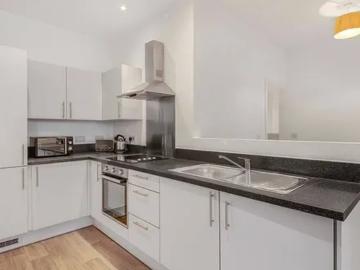 Liverpool, L2 4UQ, United Kingdom | 3 bed apartment for rent #147742634 | Rentberry