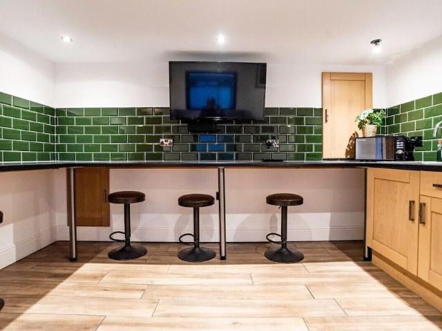 Liverpool, L3 8HR, United Kingdom | 3 bed apartment for rent #117329262 | Rentberry