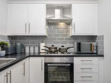 Liverpool, L4 8SG, United Kingdom | 3 bed apartment for rent #150744949 | Rentberry