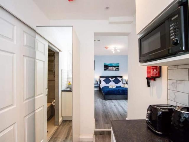 Liverpool, L7 8RE, United Kingdom | 5 bed apartment for rent #121472634 | Rentberry