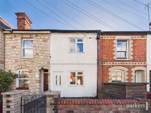 Liverpool Road, Berkshire RG1 3 bed terraced house to rent £1,500 pcm £346 pw