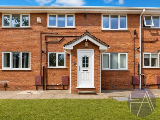 Liverpool Road, Formby Liverpool L37 2 bed flat to rent £1,050 pcm £242 pw