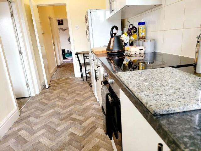 Liverpool Road, Irlam 3 bed flat to rent £995 pcm £230 pw