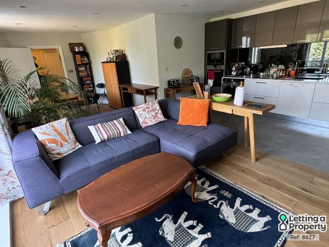 Liverpool Road, London, Greater London N1, 2 bed flat to rent, £3,500 pcm | PrimeLocation