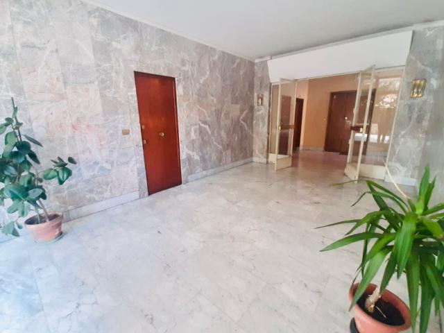 Livio Andronico – Appartamento Arredato di ca 45 mq. Contatti