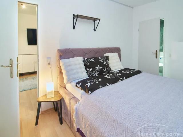 Living comfort near the city park with use of the garden and own duplex underground parking space