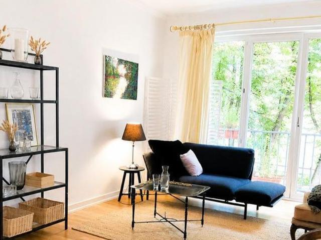Living at Kuhmühlenteich: Furnished 3 Room Apartment in Hamburg Eilbek
