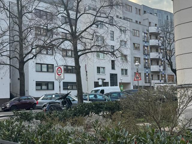 Living at Olivaer Platz, Wilmersdorf, first occupancy after renovation, furnished, Berlin Amsterdam Apartments for Rent