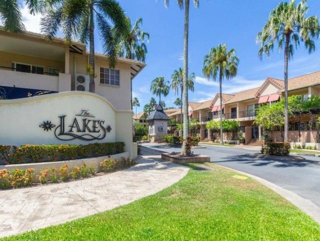 LIVING AT THE LAKES!