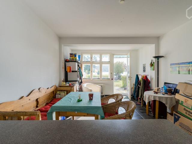 Living directly on the waterfront with a magnificent view and with our own jetty, Berlin Amsterdam Apartments for Rent