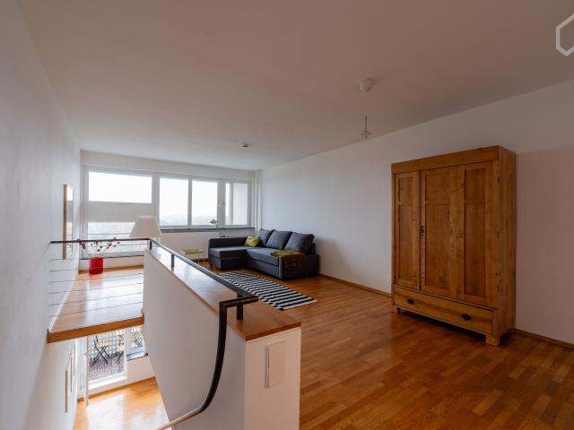 Living in an architectual icon of classic modernism: Corbusierhaus Berlin