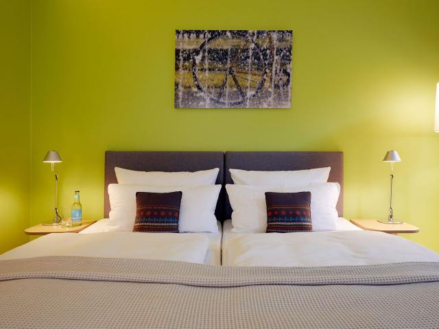 Living in BERLIN Mitte Great serviced apartment at Gleisdreieckpark, Berlin Amsterdam Apartments for Rent