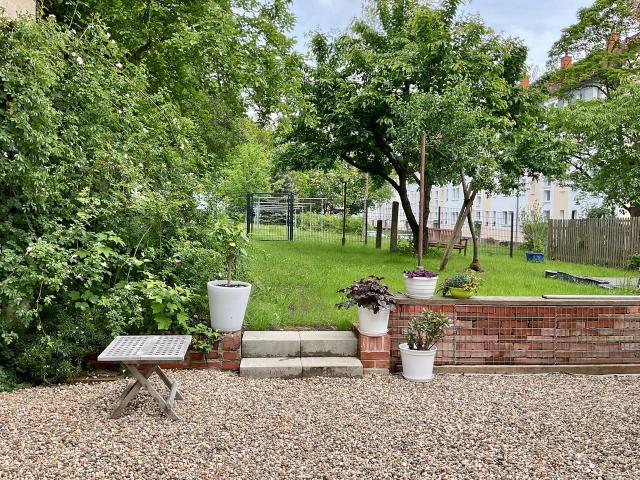 Living in the green neighbourhood near the hospital, Chemnitz Amsterdam Apartments for Rent