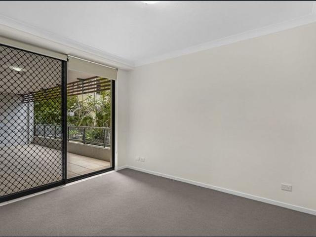 Living in the Heart of Burleigh Heads
