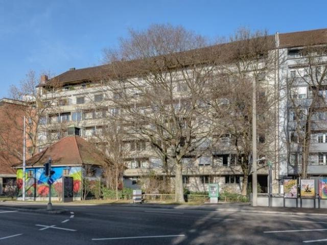 Living in the popular Spalenquartier