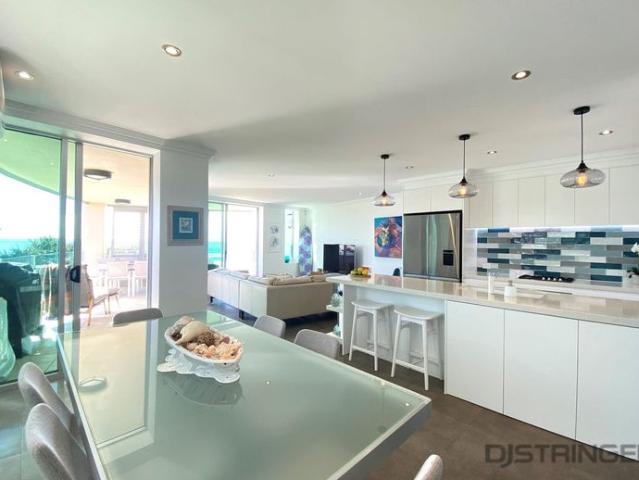 LIVING ON THE OCEANS EDGE prestige 3 bedroom apartment