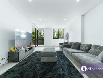 Living On The Park Perfect Blend of Comfort and Privacy