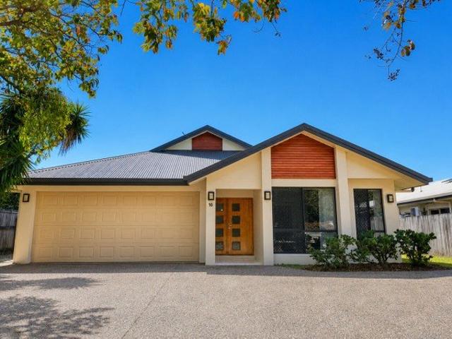 Living Large | Kewarra Beach Oasis | Family Home